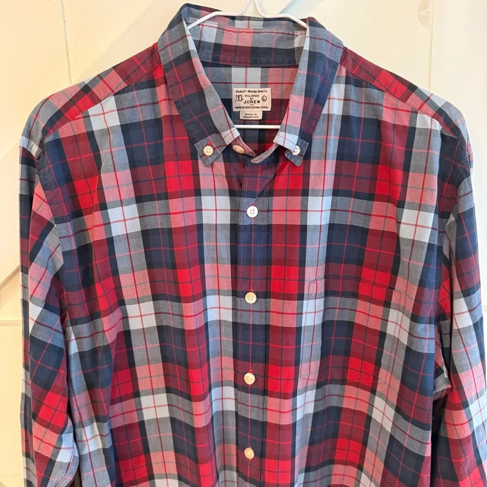J. Crew Men’s Woven‎ Red and Blue Plaid Button Down Shirt Large Classic Casual